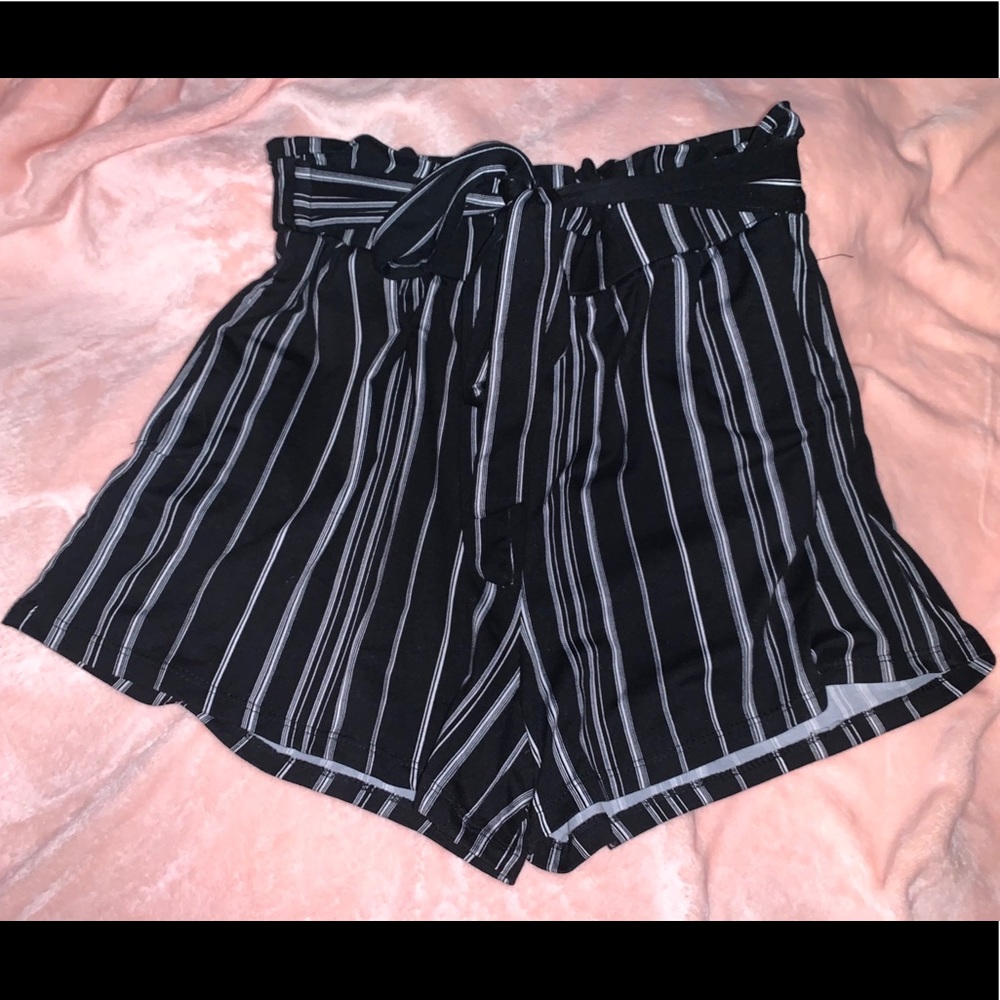 Black and white striped loose shorts
